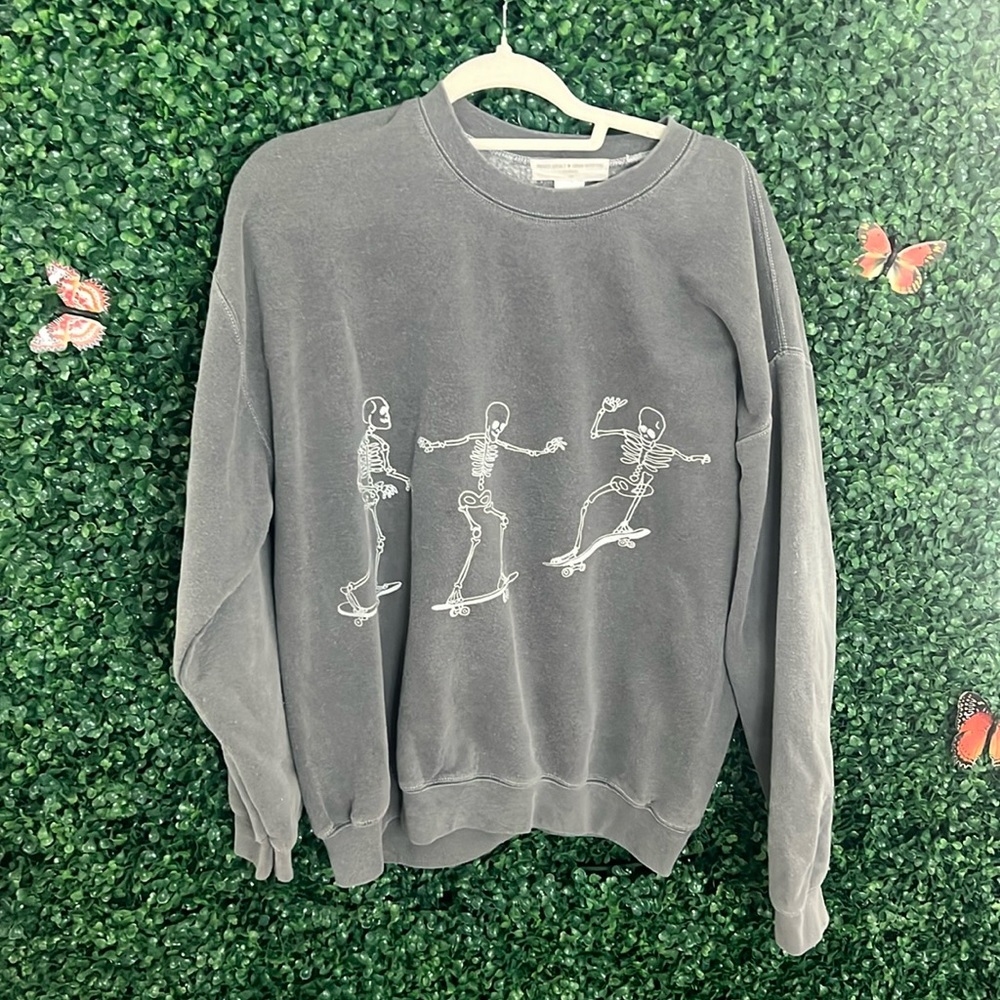 Urban Outfitters Grey sweatshirt